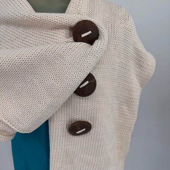 Pure Hand-Knit scarf wrap Cotton Shawl Large Wooden Buttons ivory sweater knit - Picture 7 of 9
